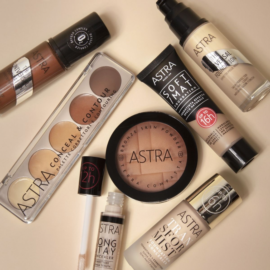 ASTRA MAKE UP